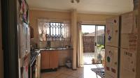 Kitchen - 6 square meters of property in Willowbrook