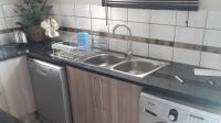 Kitchen - 14 square meters of property in Waterval East