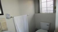 Main Bathroom - 4 square meters of property in Waterval East