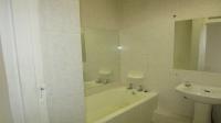 Bathroom 1 - 5 square meters of property in Scottburgh