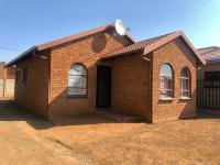 3 Bedroom 2 Bathroom House for Sale for sale in Bloemfontein