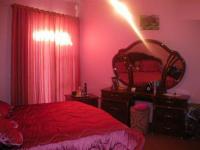 Bed Room 1 - 24 square meters of property in Warden