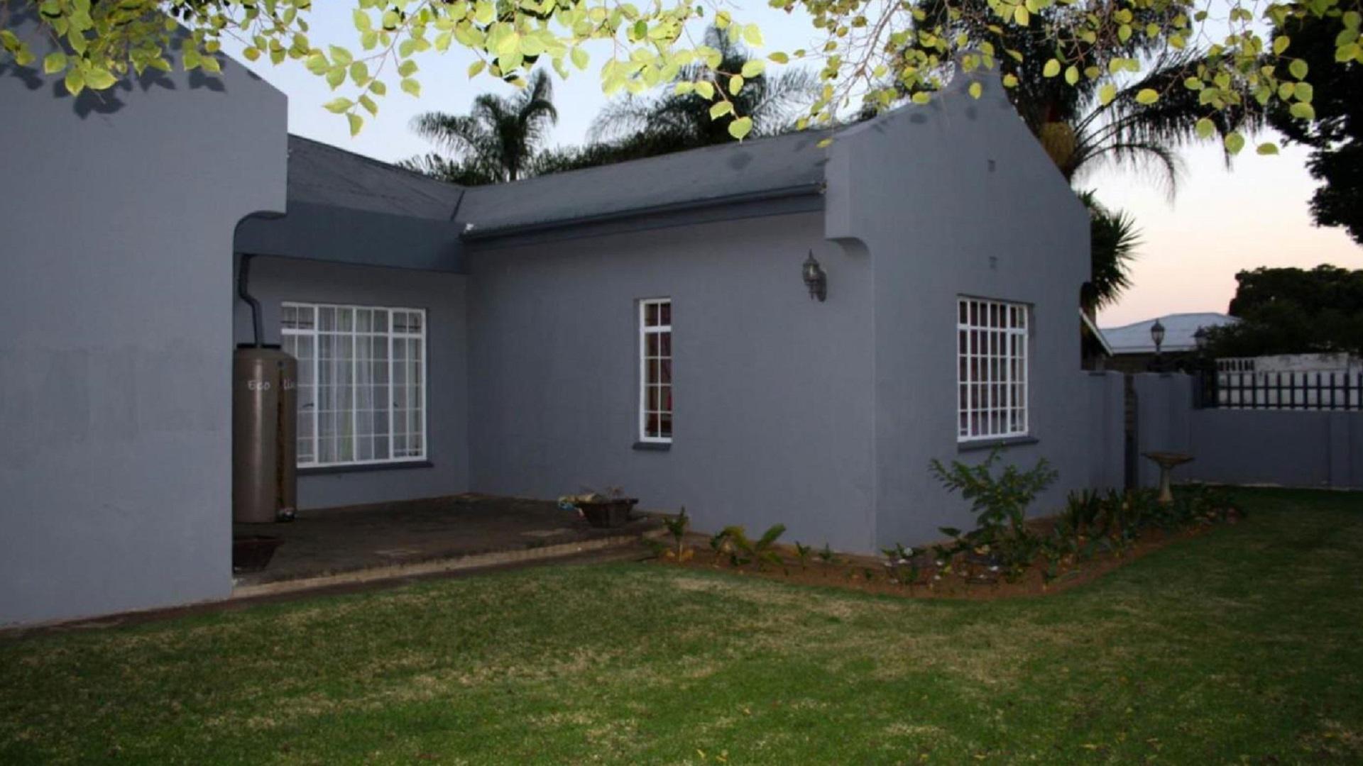 Front View of property in Vryheid