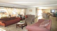 Lounges - 79 square meters of property in Greenhills