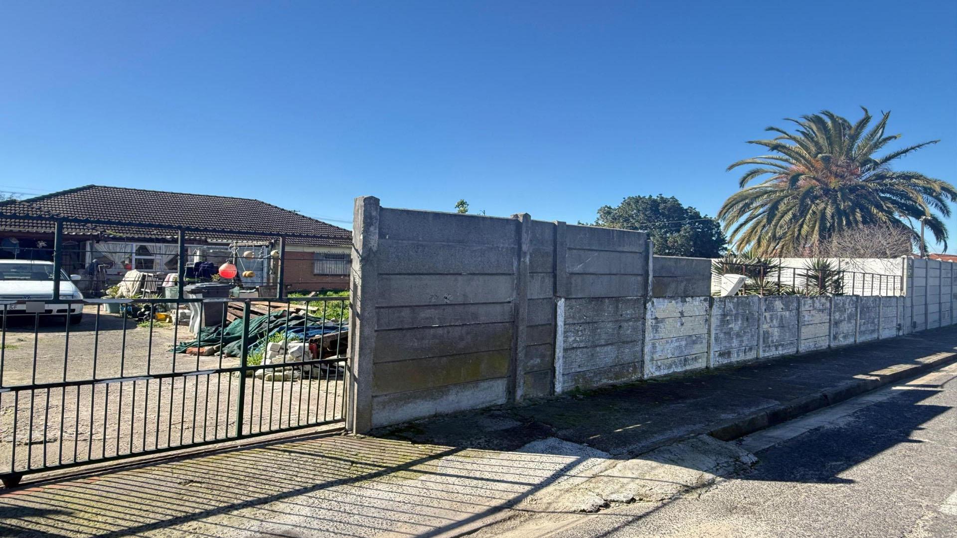 Front View of property in Shirley Park