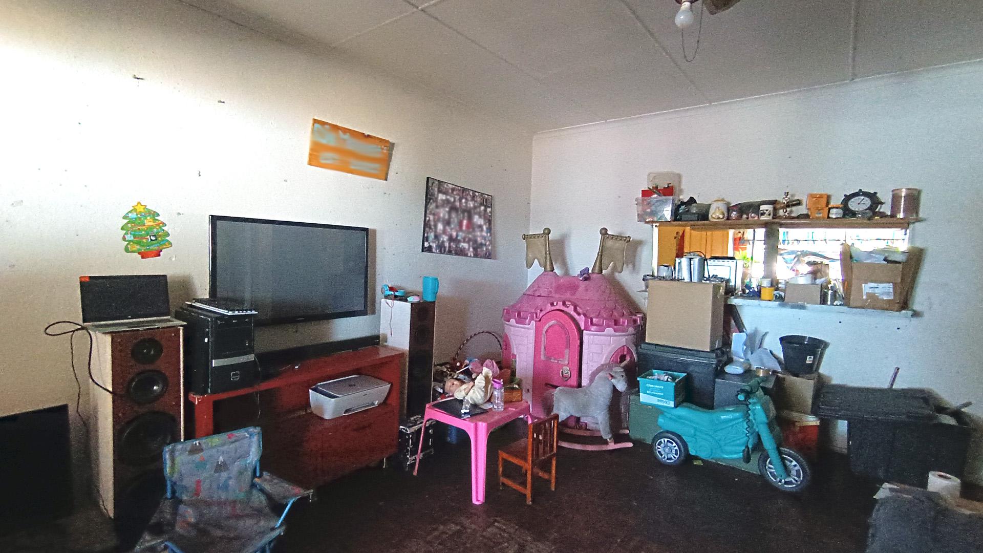 TV Room - 30 square meters of property in Shirley Park