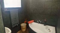 Bathroom 1 - 5 square meters of property in Glen Donald A.H