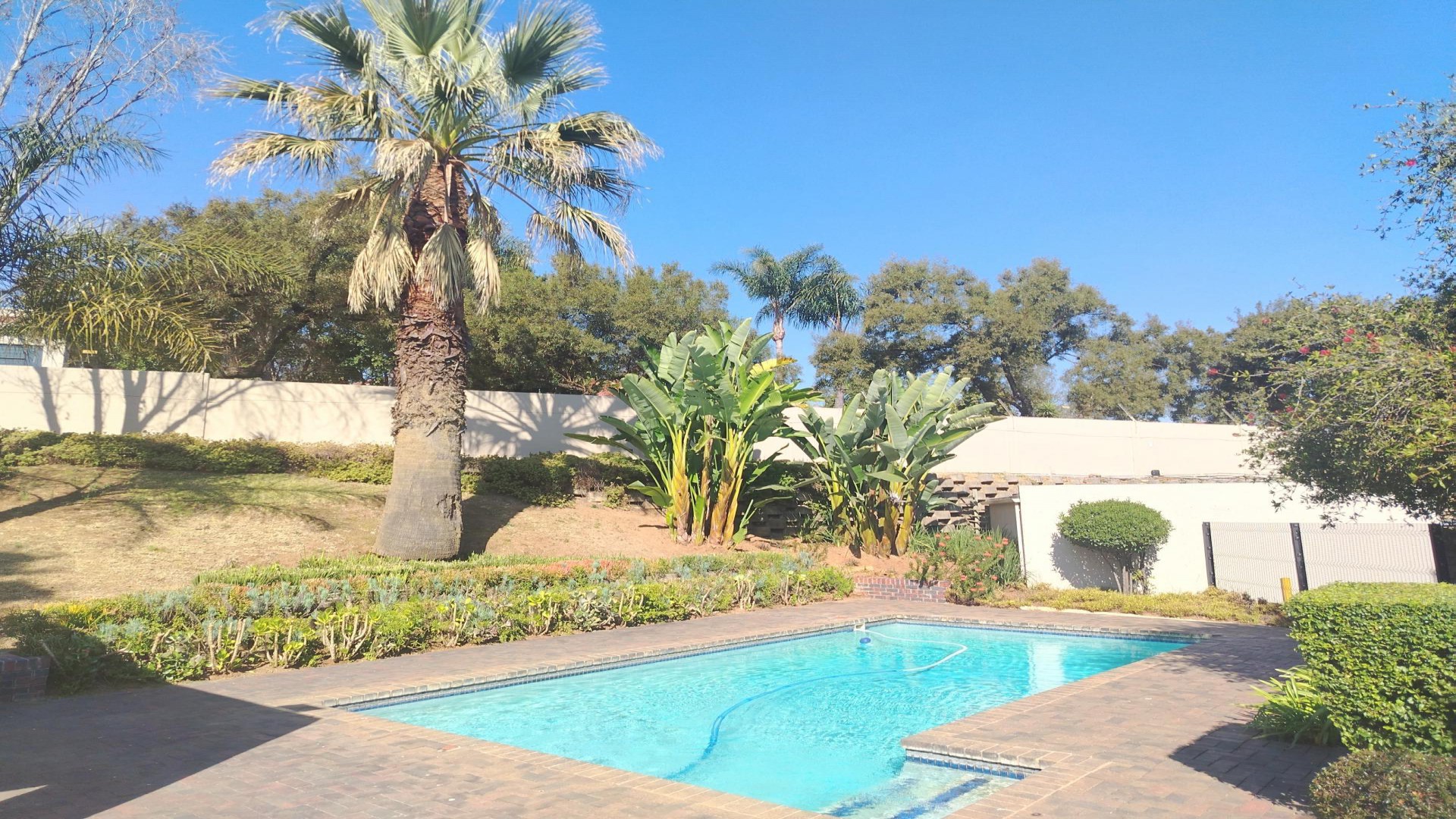 Swimming Pool of property in Parkmore