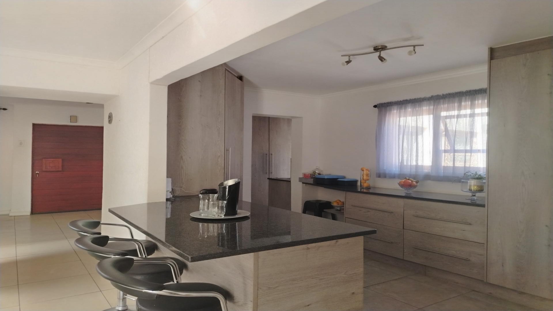 Kitchen - 10 square meters of property in Parkmore