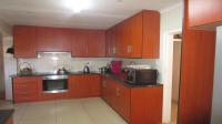 Kitchen - 21 square meters of property in Lenasia South