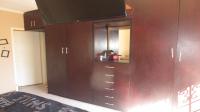 Bed Room 1 - 12 square meters of property in Lenasia South