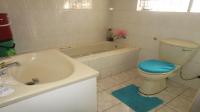 Main Bathroom - 6 square meters of property in Lenasia South