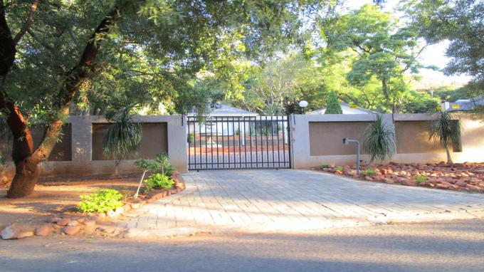 6 Bedroom House for Sale For Sale in Pretoria North - Home Sell - MR306328