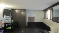 Main Bathroom - 20 square meters of property in Pretoria North