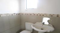 Main Bathroom - 18 square meters of property in Florida