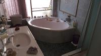 Main Bathroom - 7 square meters of property in Ohenimuri