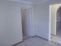 Bed Room 1 of property in Vryburg