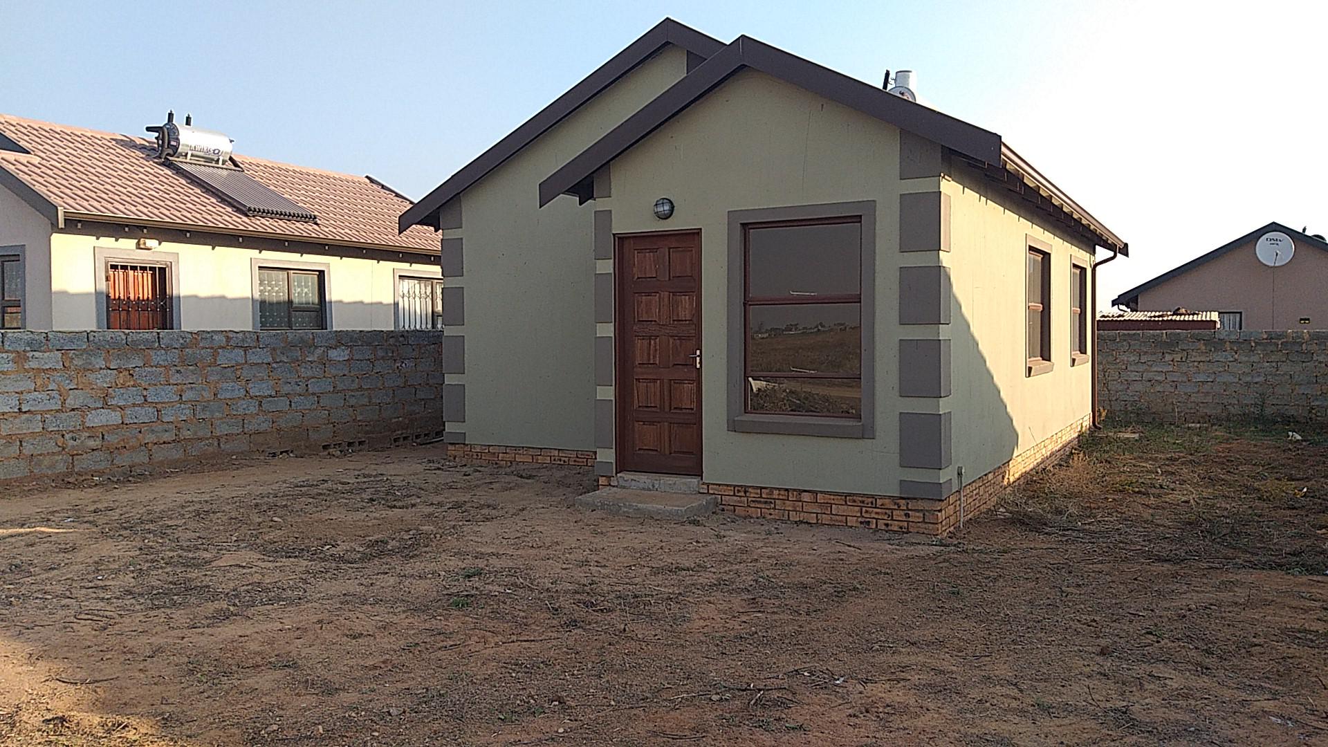 Front View of property in Benoni