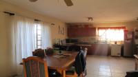 Dining Room - 26 square meters of property in Rustenburg Oos-Einde