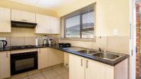 Kitchen - 10 square meters of property in Witfield