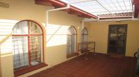 Patio - 34 square meters of property in Lenasia South