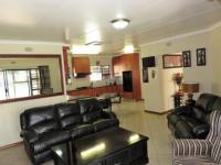 Lounges of property in Sunward park