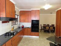 Kitchen of property in Sunward park