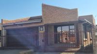 Front View of property in Mangaung