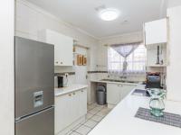 Kitchen - 9 square meters of property in Krugersdorp