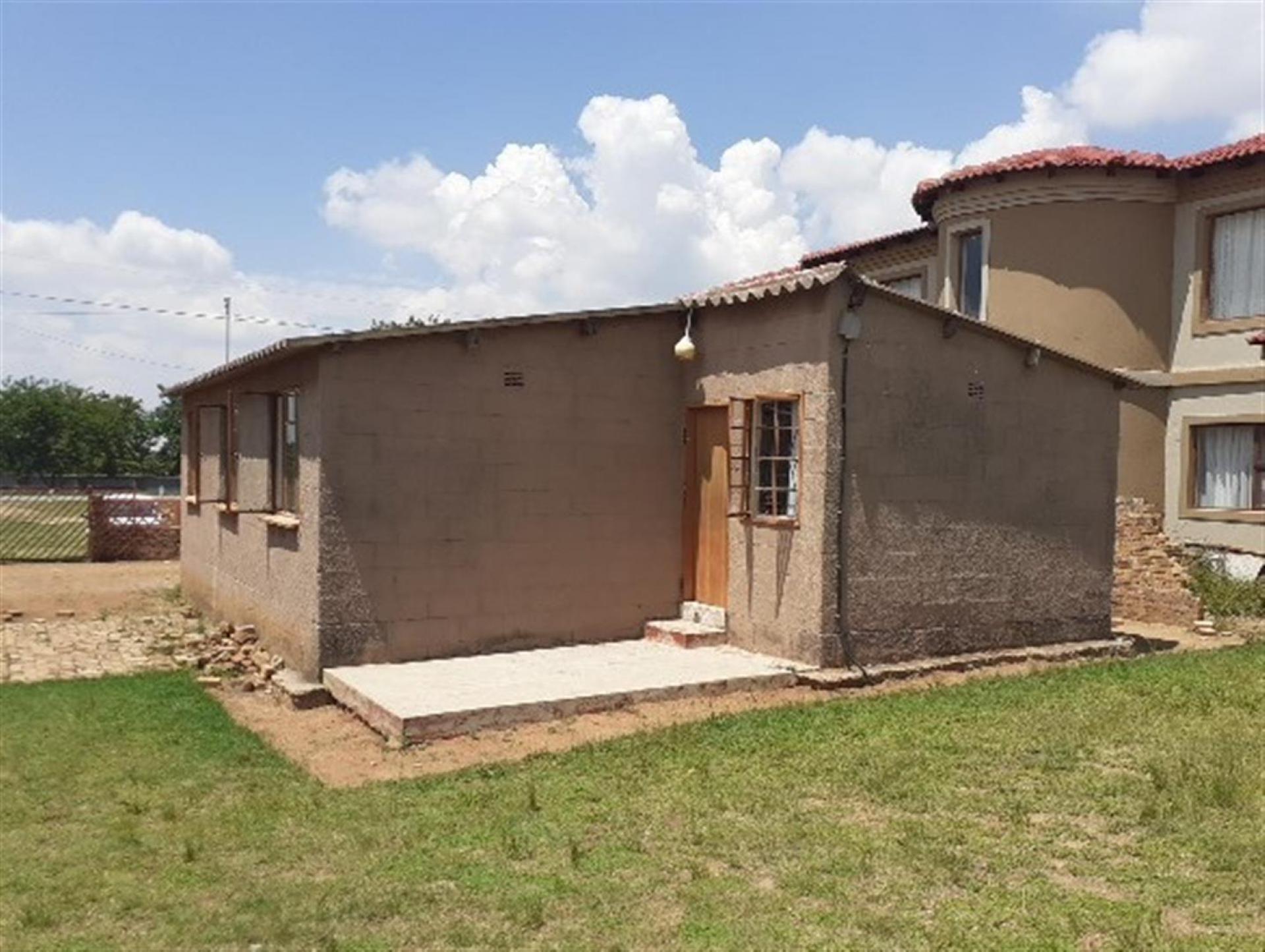 Front View of property in Ekangala