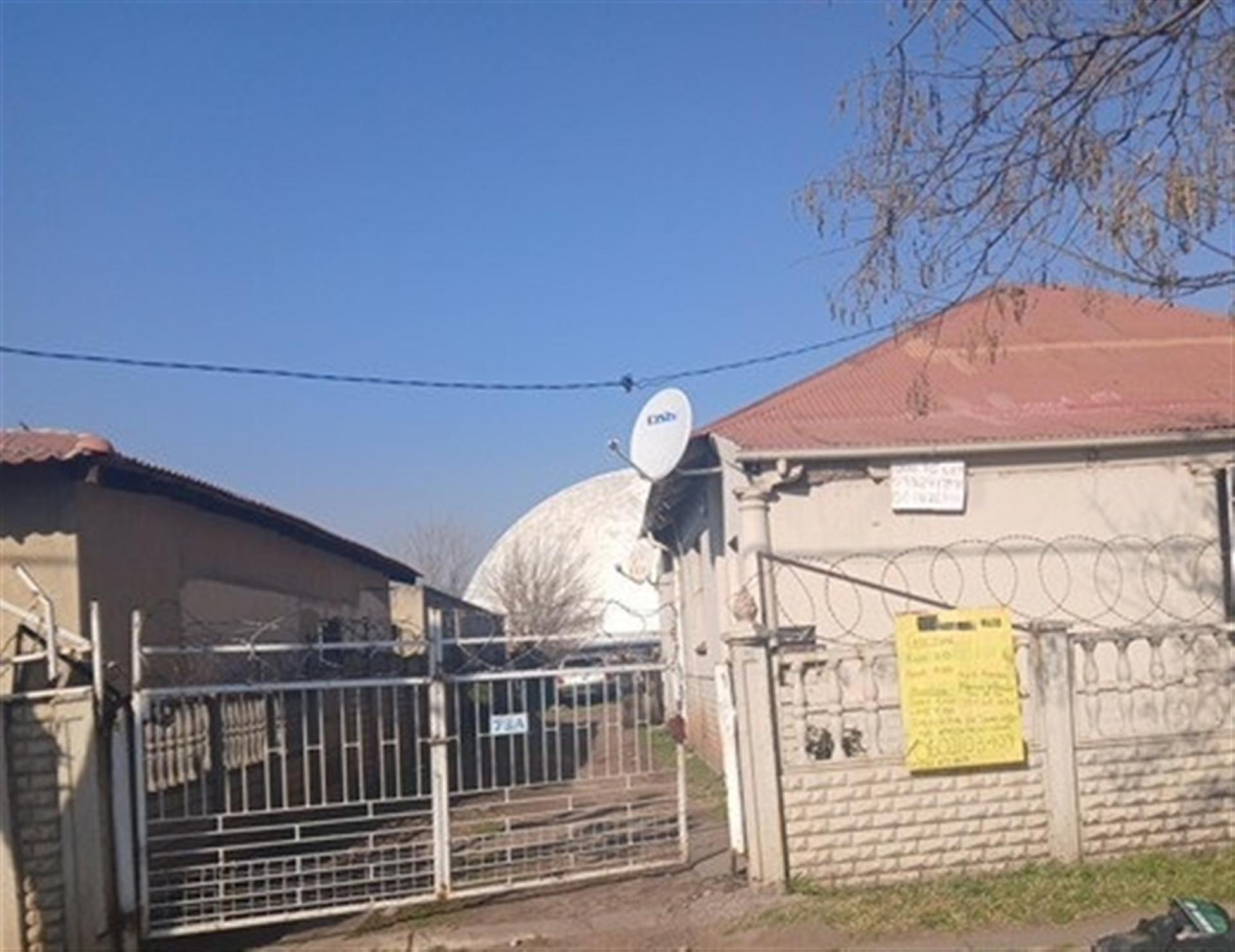 Front View of property in Vereeniging