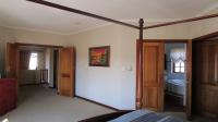 Main Bedroom - 28 square meters of property in Kosmosdal