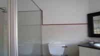 Main Bathroom - 8 square meters of property in Kosmosdal