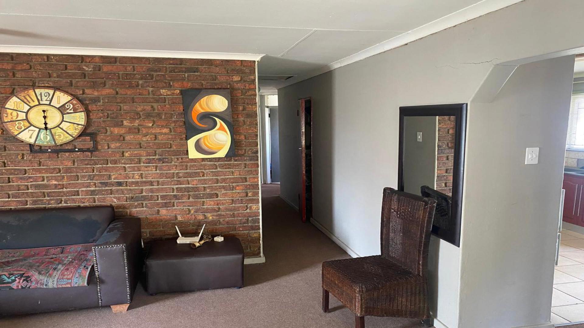 Lounges of property in Welkom