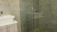 Main Bathroom - 7 square meters of property in Montague Gardens