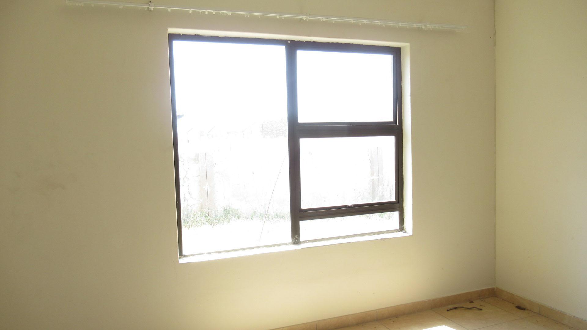 Main Bedroom - 20 square meters of property in Wilkoppies
