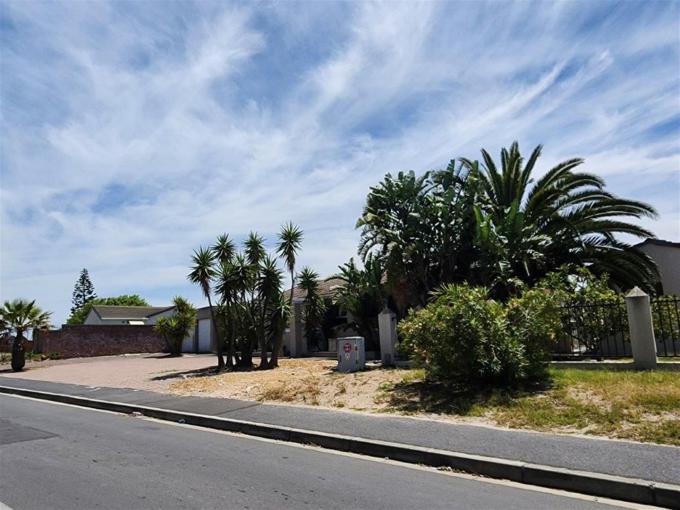 Standard Bank SIE Sale In Execution House for Sale in Milnerton - MR312391