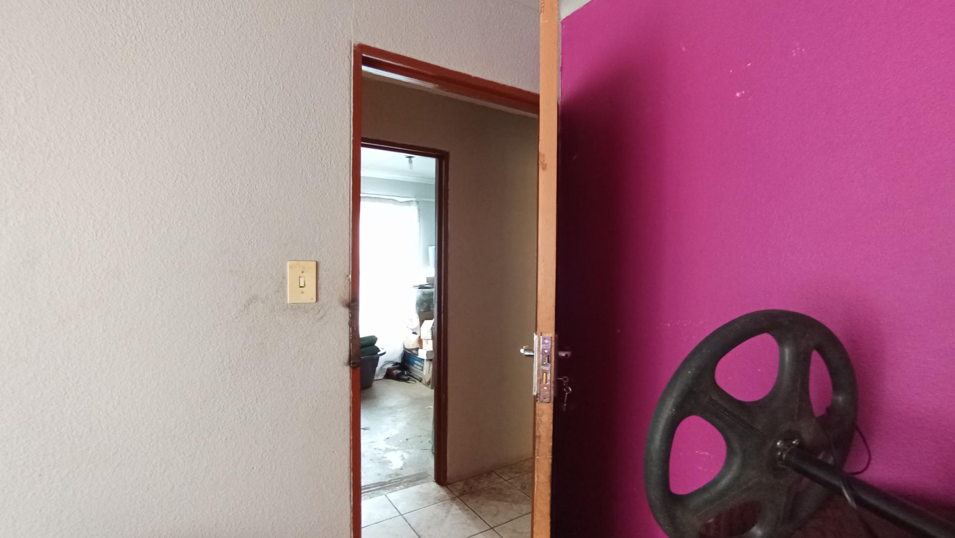 Bed Room 1 - 8 square meters of property in Riverlea - JHB