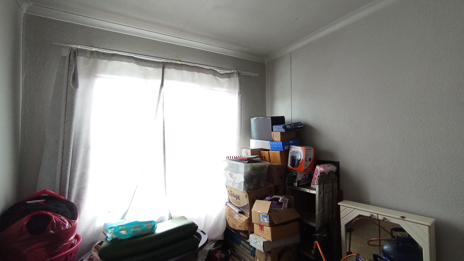 Bed Room 3 - 8 square meters of property in Riverlea - JHB