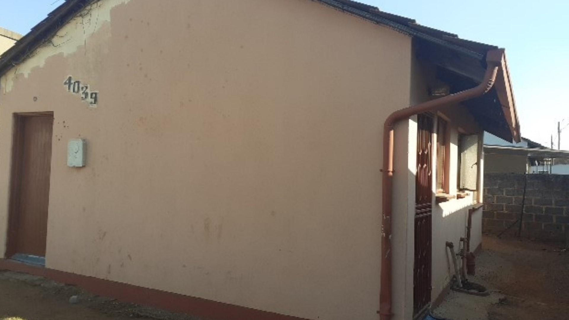 Front View of property in Tembisa