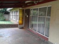 Patio of property in Delmas