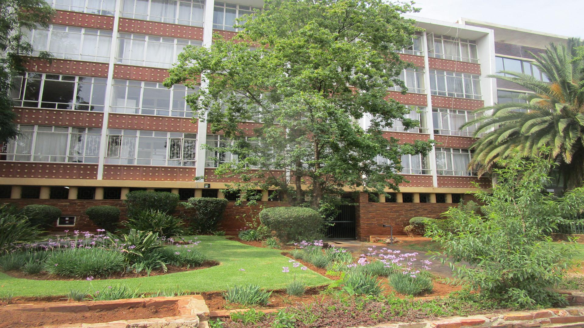 Front View of property in Parktown
