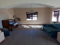 Lounges of property in Loeriesfontein