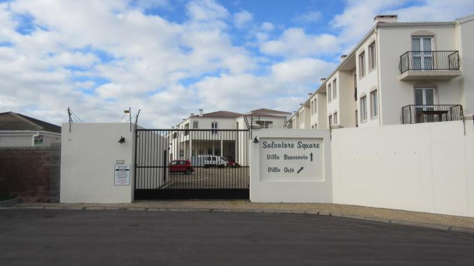 2 Bedroom Apartment for Sale For Sale in Edgemead - Private Sale - MR313544