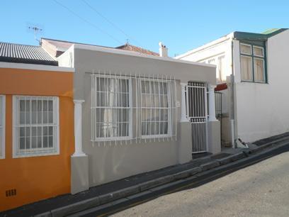 1 Bedroom House for Sale For Sale in Sea Point - Private Sale - MR31361