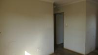 Lounges - 14 square meters of property in Alberton