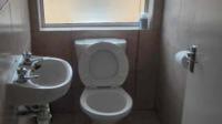 Guest Toilet - 4 square meters of property in Beacon Bay