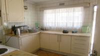 Kitchen - 9 square meters of property in Protea South