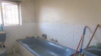Main Bathroom of property in Protea South