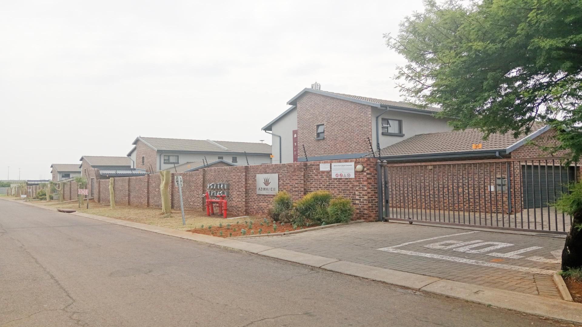 Front View of property in Doornpoort